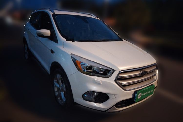 Used Ford Kuga 2018 EcoBoost 180 Two-Wheel-Drive Luxury Wing Edition Front Right 45 Deg