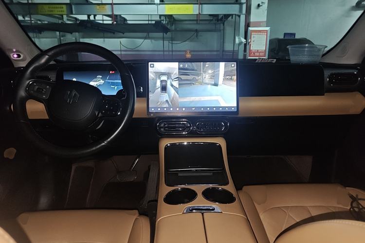 Used Leapmotor C11 2024 All-Electric 580 Luxury Edition
