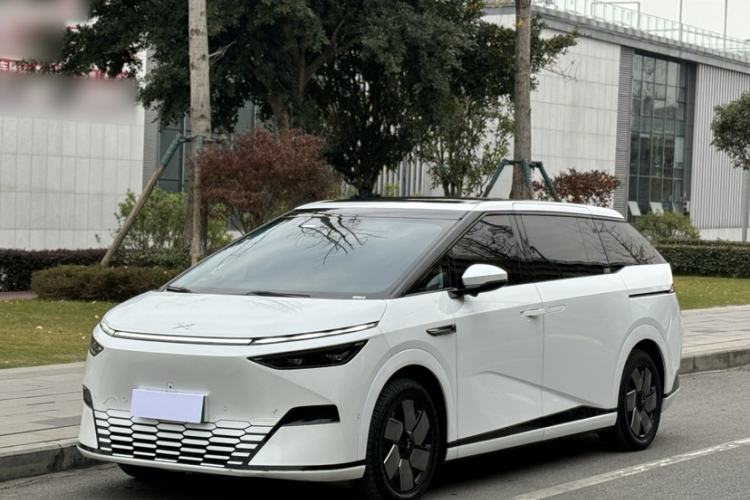 Used XPeng X9 2024 610 Long-Range Pro