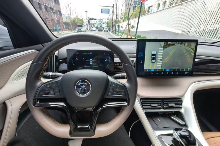 Used BYD Song Pro New Energy 2023 Champion Edition DM-i 71KM Beyond Model Interior 4