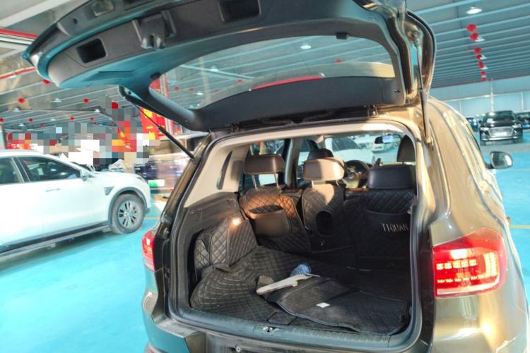 Used Volkswagen Tiguan L 2017 300TSI Automatic Two-Wheel Drive Silk Road Luxury Edition