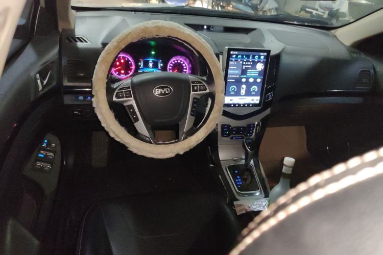 Used BYD Surui 2014 1.5TID Automatic Luxury Model
