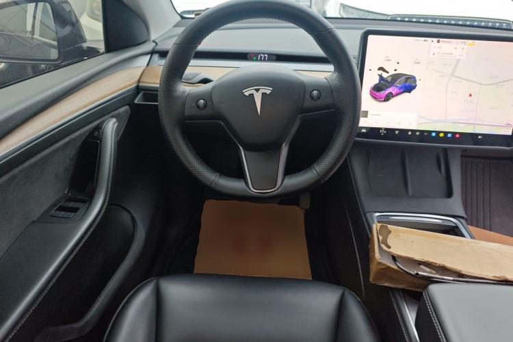 Used Tesla Model Y 2021 Standard Range Rear-Wheel Drive Version