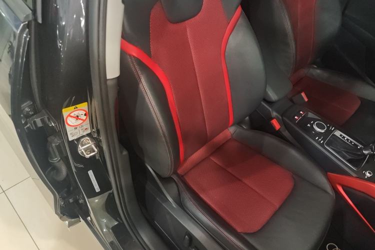 Used Audi Q2L 2018 35 TFSI Fashion Dynamic Version China V Emission Standard Right Front Seat