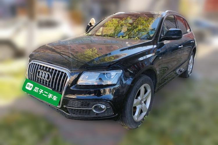 Used Audi Q5 2018 Collector's Edition 40 TFSI Ambition Model