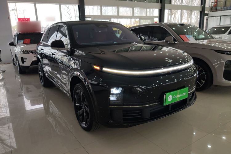 Used Li Auto L7 2023 Pro Model Front Right 45 Deg