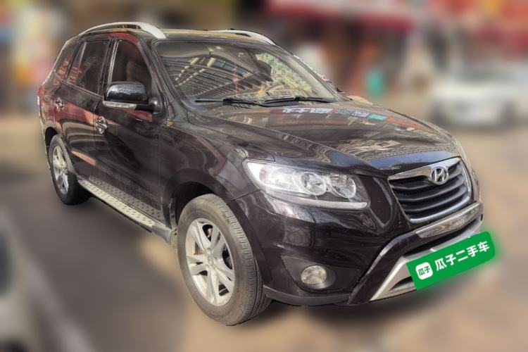 Used Hyundai Santa Fe Classic 2011 2.4 Comfort Edition 7-Seater Two-Wheel Drive