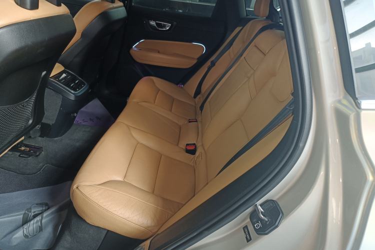 Used Volvo XC60 2018 T5 4x4 Zhiyi Edition
