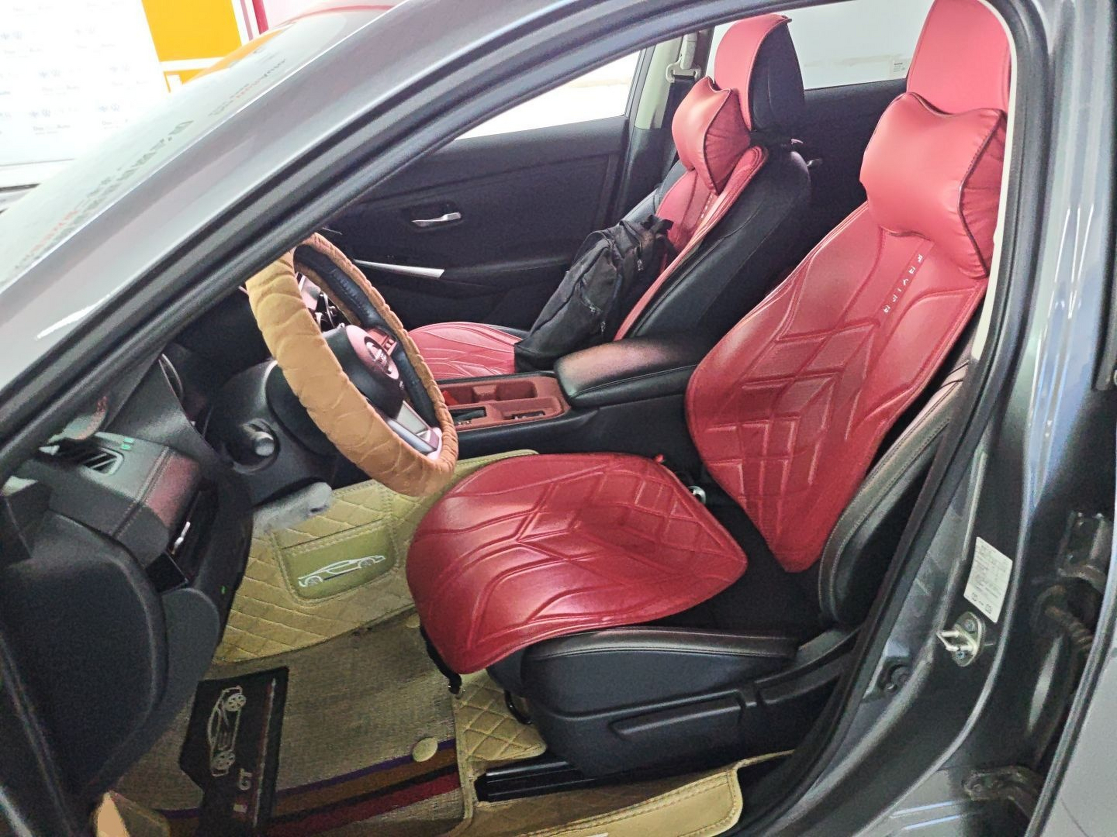Interior delantero