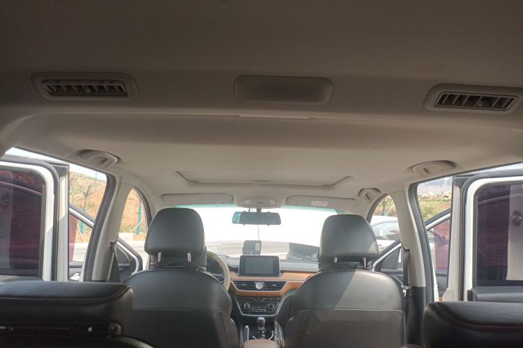 Used Wuling Hongguang S3 2018 1.5L Manual Luxury Model China V Standard
