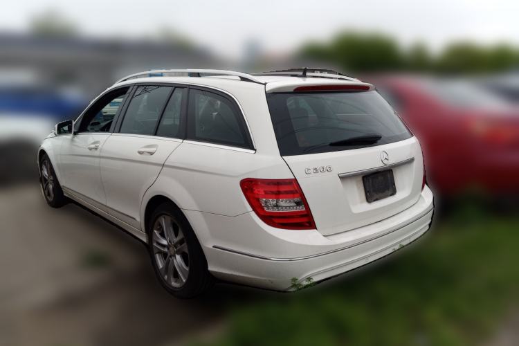 Used Mercedes-Benz C-Class 2011 C 200 Fashion Travel Edition Rear Left 45 Deg