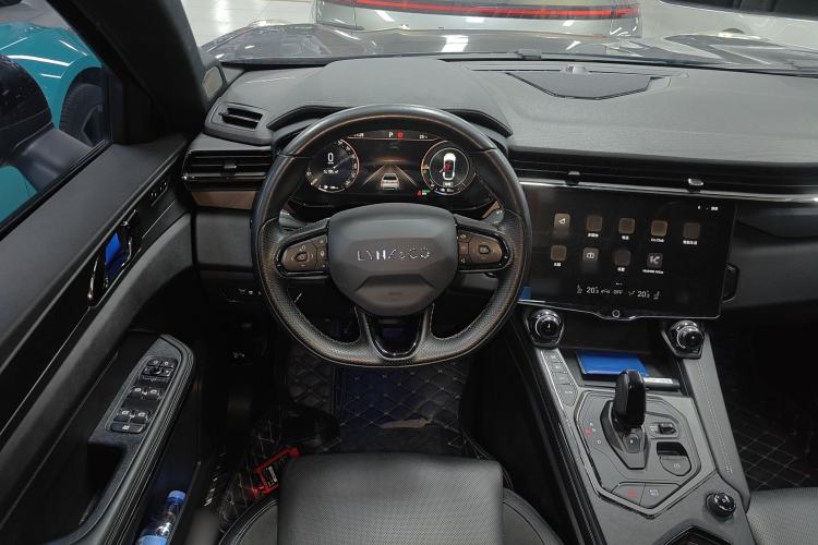 Used Lynk & Co 01 EM-P 2021 1.5TD PHEV Halo Steering Wheel