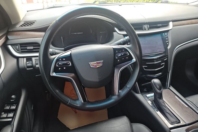 Used Cadillac XTS 2018 28T Elite Edition Steering Wheel