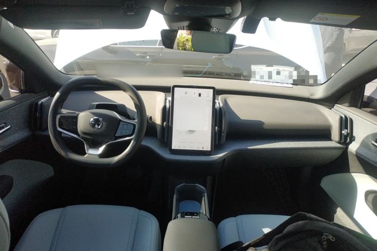 Used Volvo EX30 2025 Rear-Drive Long-Range Version Ultra
