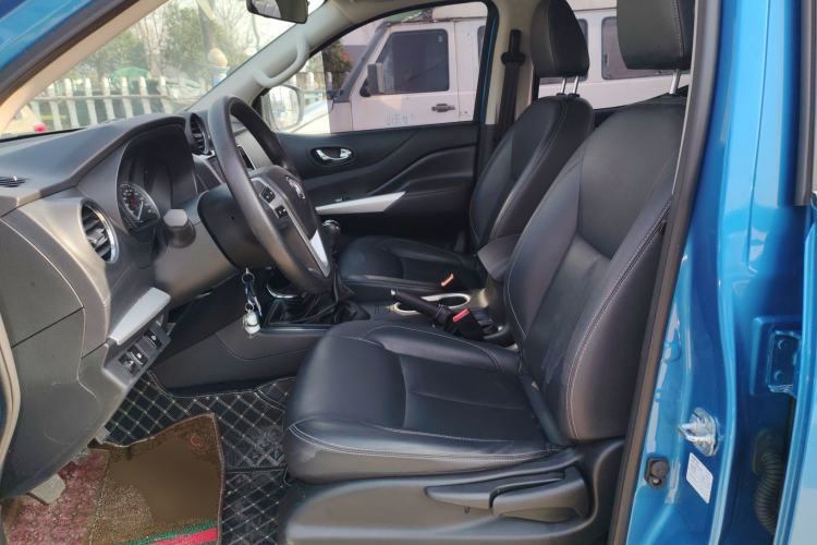 Used Dongfeng Ruichi 6 2023 Revised Version 2.3T Manual Two-Wheel Drive Diesel Standard Trim with Long Cargo Bed
