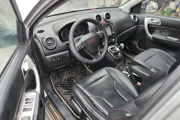 Used Haval H6 2013 Upgraded Model 1.5T Manual Two-Wheel Drive Elite Version