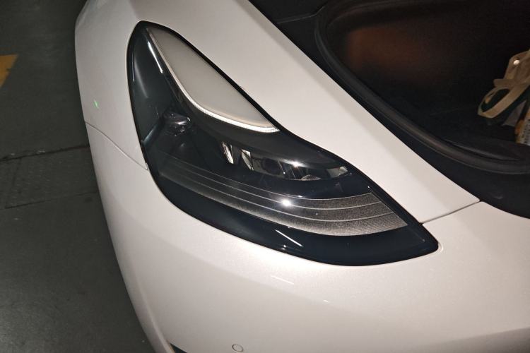 Used Tesla Model Y 2021 Long-Range All-Wheel-Drive Version