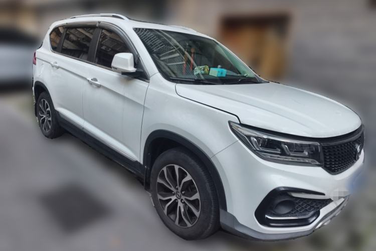 Used FORTHING Joyear X5 2017 1.6L Manual Luxury Model Front Right 45 Deg