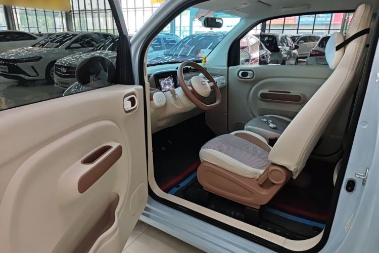 Used Bestune Pony 2026 222km Colorful Horse