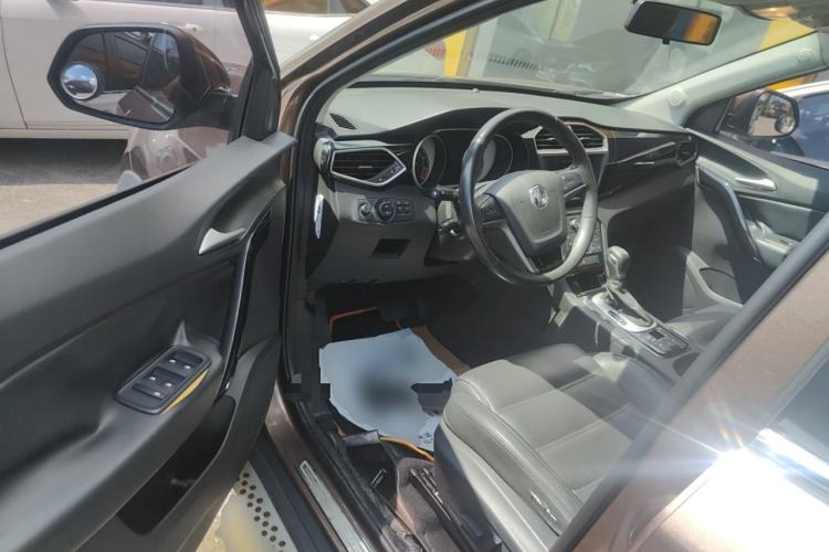 Used MG GS 2015 2.0TGI TST Luxury Edition
