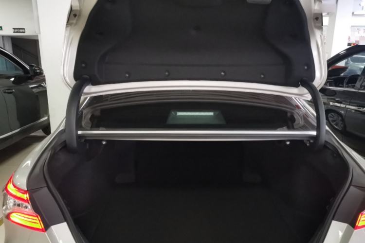 Used Toyota Camry 2021 2.0G Luxury Edition