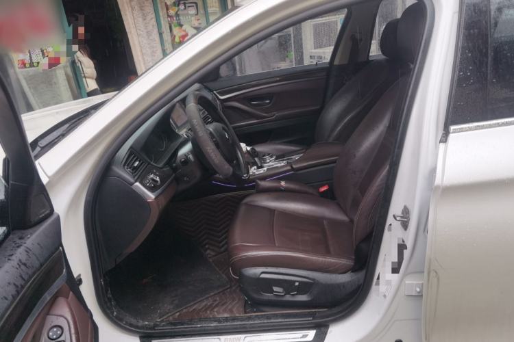 Used BMW 5 Series 2017 525Li Luxury Design Package Left Front Seat