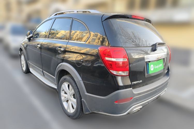 Used Chevrolet Captiva 2017 2.4L 4x4 Flagship Edition 7-Seater Rear Left 45 Deg
