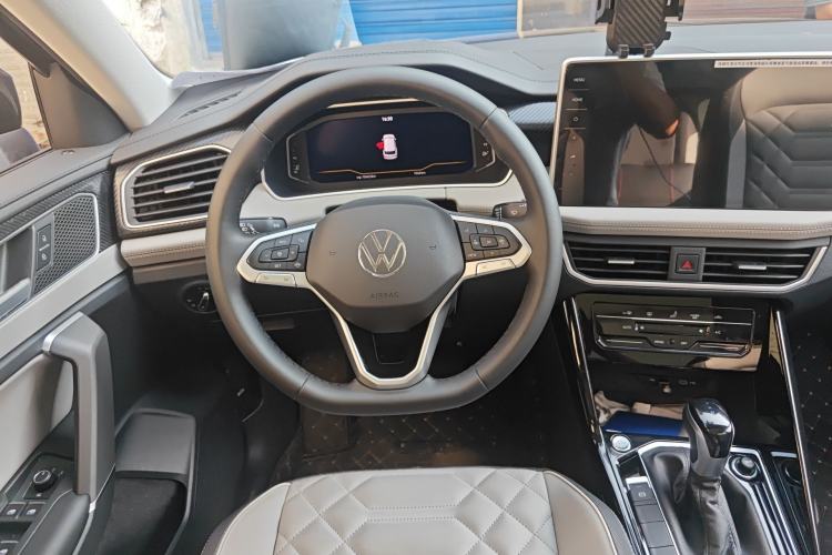 Used Volkswagen Tayron 2025 Zhongxiang Version 300TSI Steering Wheel