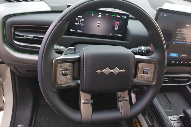 Used Formula Leopard Titanium 3 2025 501KM All-Wheel Drive Intelligent Driving Ultra Version