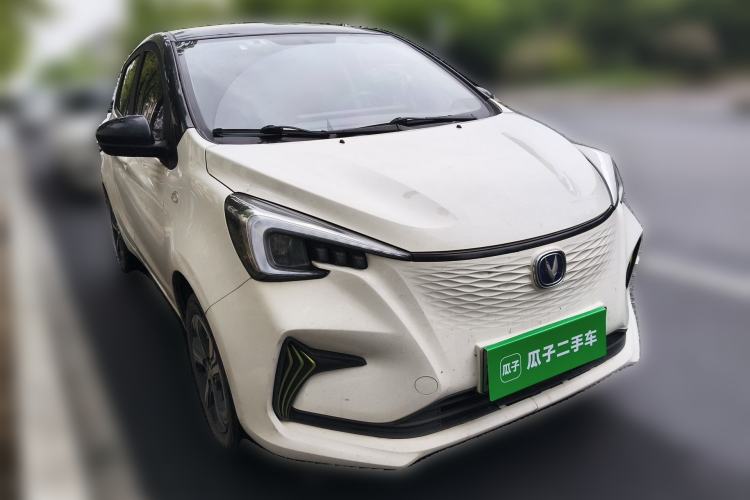 Used CHANGAN Benni E-Star 2022 Qingxin Edition Colorful Model Lithium Iron Phosphate Front Right 45 Deg
