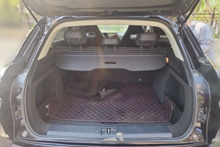 Used NETA U 2022 Zhi 400 Lithium Iron Phosphate Trunk