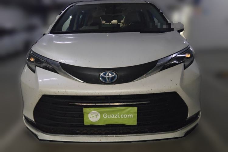 Used Toyota SIENNA 2023 2.5L Hybrid Comfort Edition
