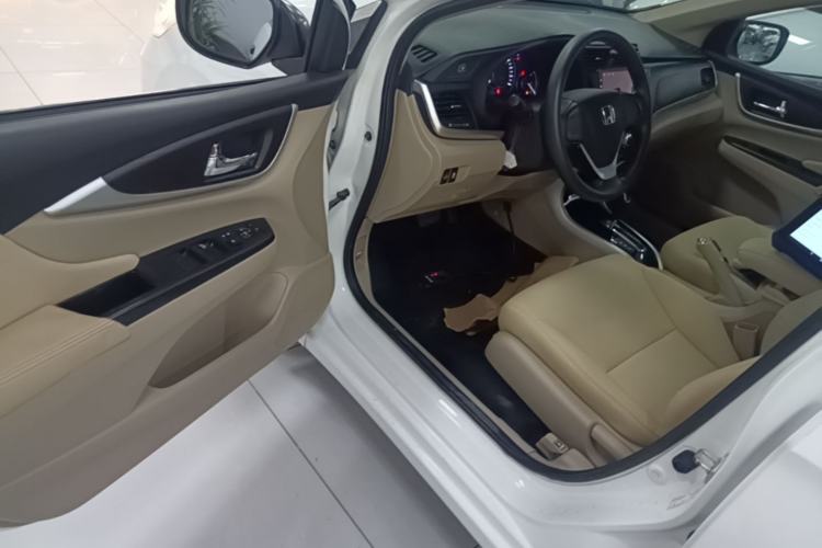 Used Honda Crider 2016 1.8L CVT Comfort Version
