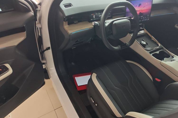 Used JETOUR Shanhai L6 2024 1.5TD DHT MAX