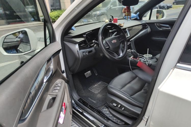 Used Cadillac XT6 2020 28T Seven-Seater Four-Wheel-Drive Leading Version
