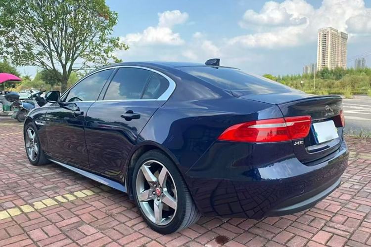 Used Jaguar XE 2017 2.0T 200 PS R-Sport
