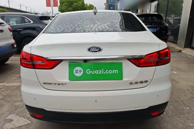 Used Ford Escort 2019 Revised 1.5L Automatic ZhiXiang Version (Tire Pressure Monitoring) China VI Standard Rear