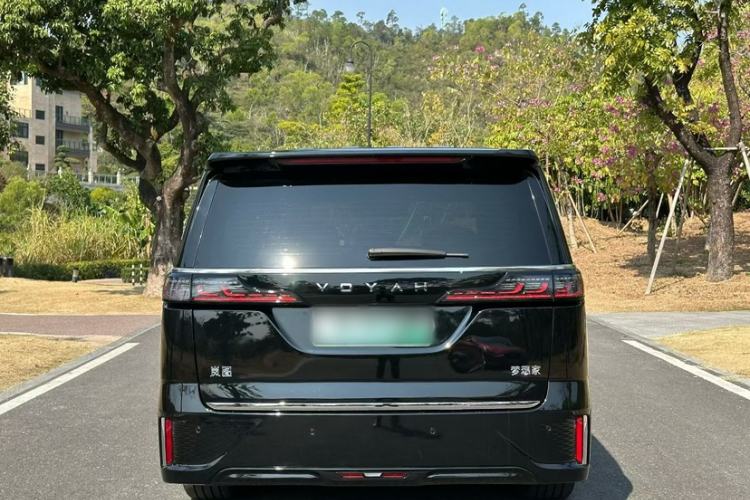 Used VOYAH Dream 2024 PHEV Extended-Range Premium Edition
