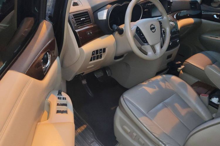 Used Nissan Quest 2015 3.5L SL
