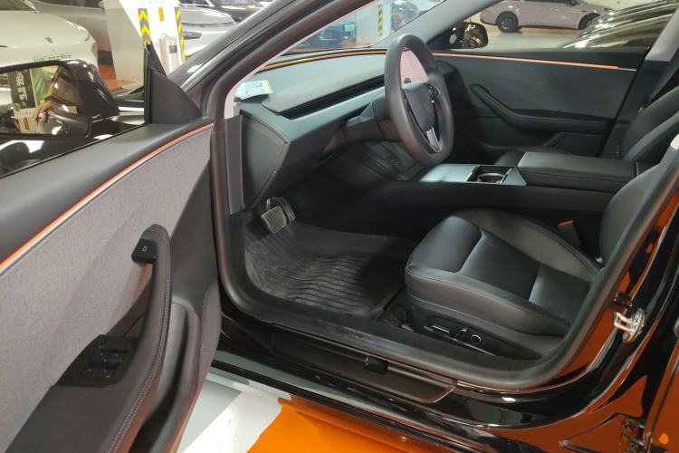 Used Tesla Model 3 2023 Rear-Wheel-Drive Version
