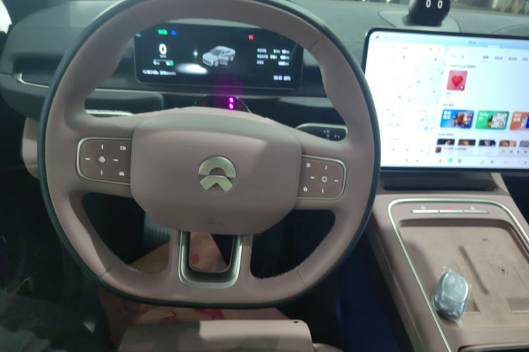 Used Nio EC6 2025 75 kWh
