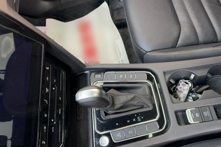 Used Volkswagen FAW-Volkswagen CC 2024 380TSI Striking Edition
