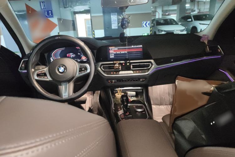Used BMW 3 Series 2021 Restyled 325Li M Sport Package Interior 2