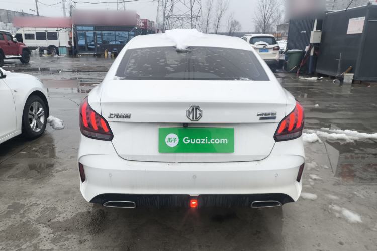 Used MG 5 2022 300TGI DCT Chao Yue Luxury Edition
