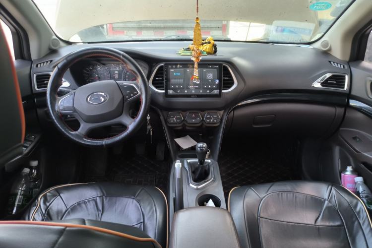 Used GAC Trumpchi GS4 2015 200T Manual Elite Edition Center Console