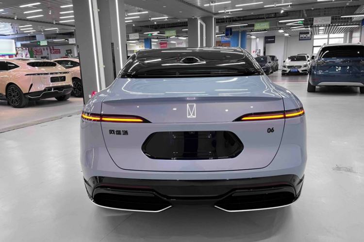 Used Avatr 06 2025 Max All-Electric Version