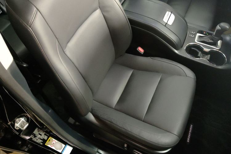 Used Toyota Highlander 2015 2.0T Four-Wheel Drive Luxury Edition 7-Seater