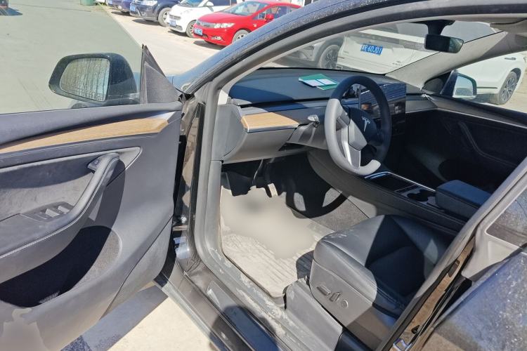 Used Tesla Model Y 2022 Rear-Wheel-Drive Version