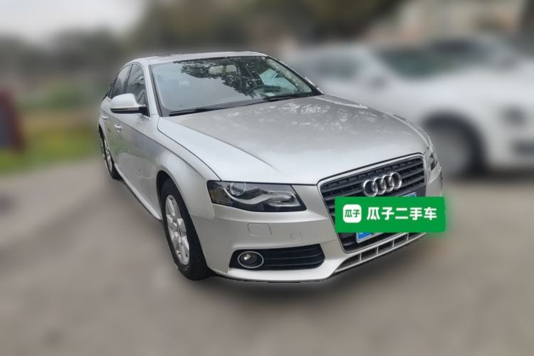 Used Audi A4L 2010 2.0 TFSI Comfort Edition Front Right 45 Deg