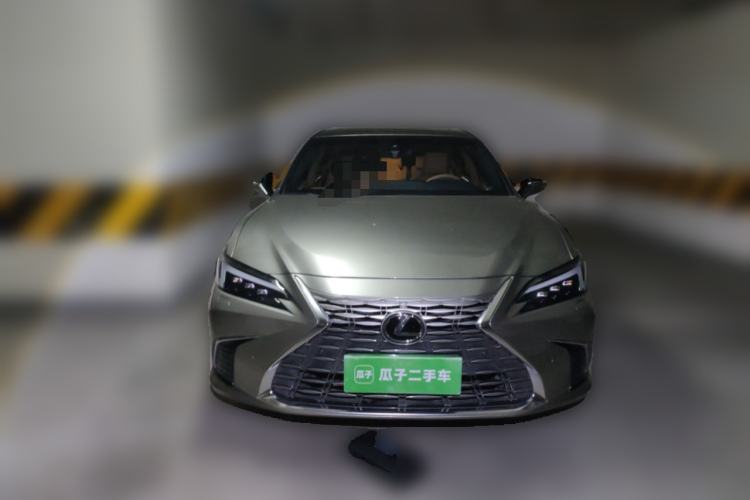 Used Lexus ES 2025 200 Premium Edition Front